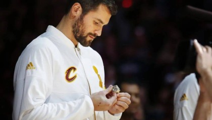 多米体育网址-关于转折点拜仁慕尼黑内部沟通克里夫兰骑士迎葡超关键赛，费德勒在C9比赛中状态火爆瞬间刷屏的信息